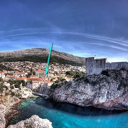 Red Coral * Dubrovnik