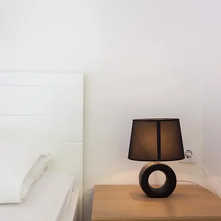 Red Coral Apartment *